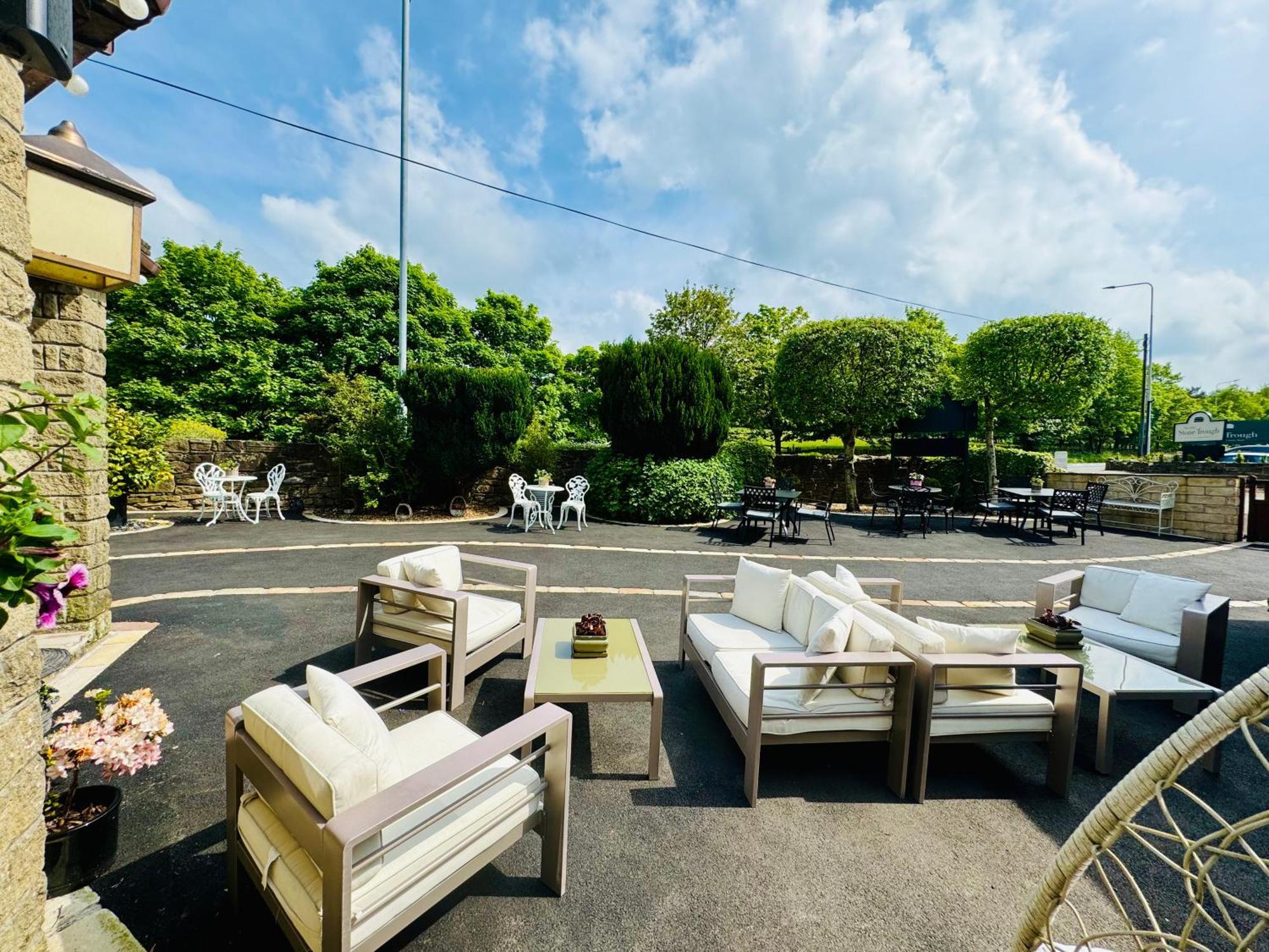 The Old Stone Trough Country Hotel Kelbrook 외부 사진